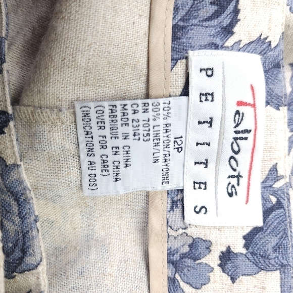 Talbots Beige Blue Floral Wrap Skirt Sz 12p - Picture 8 of 10